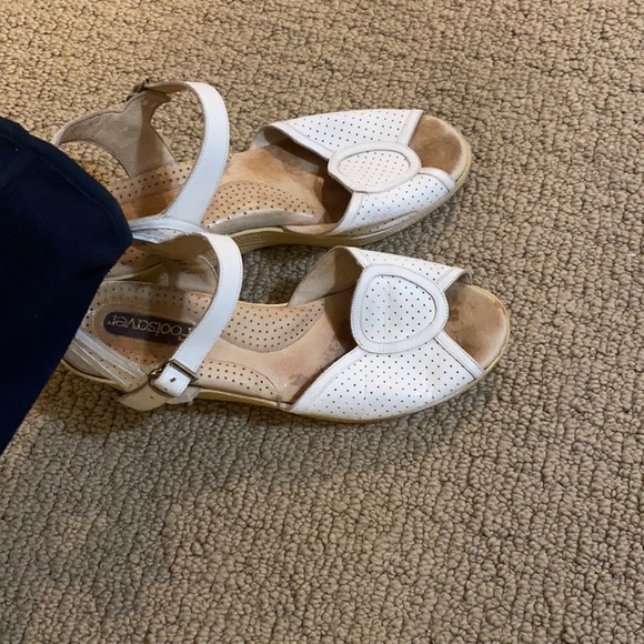 White leather wedge sandals women’s 7 - Picture 6 of 16